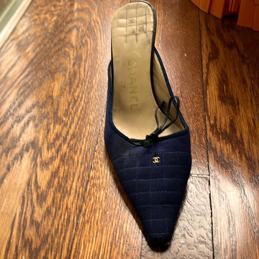 Chanel Navy Blue Mule size 37 1/2